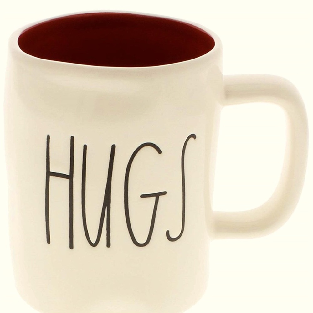 Rae Dunn Hugs Kissses Mug New
